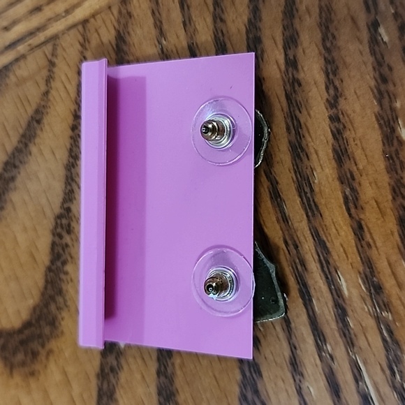 Betsey Johnson Pink Gemstone Heart Earrings - Picture 6 of 6